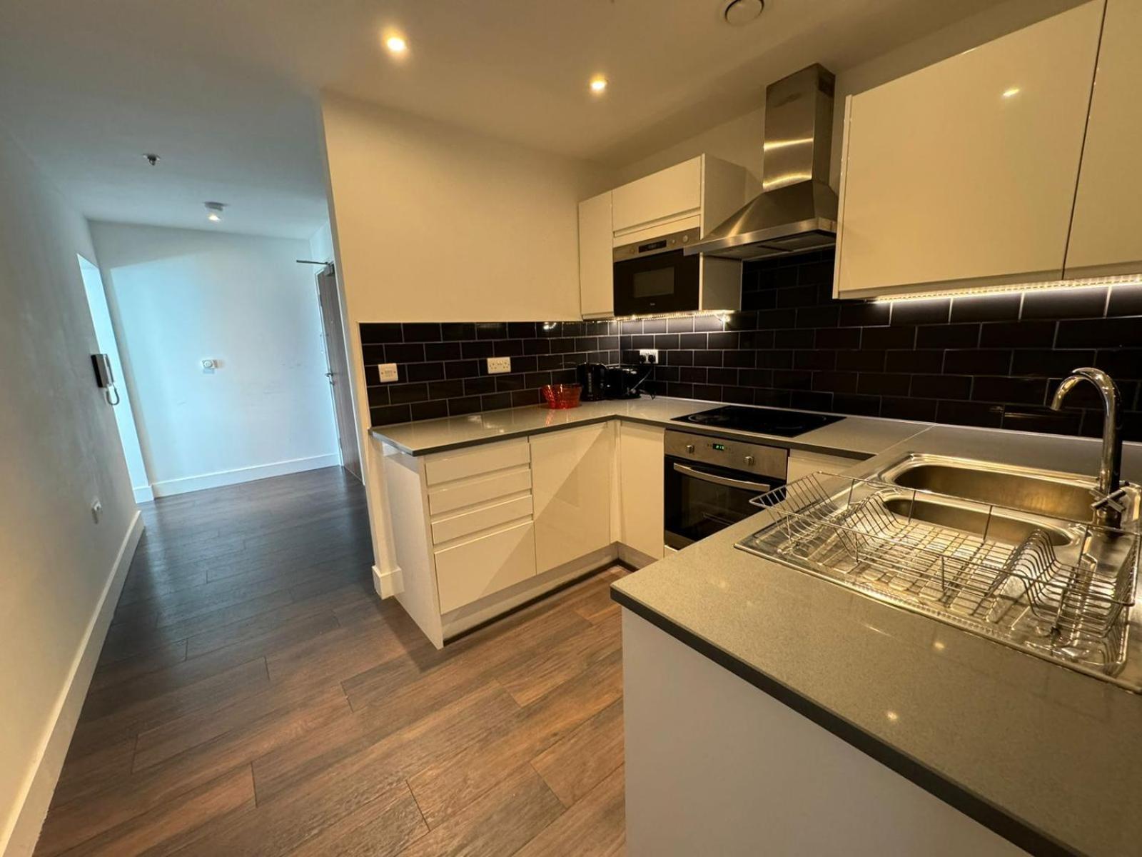 Cozy One Bedroom Flat 20 Mins Central London Bp142 Εξωτερικό φωτογραφία